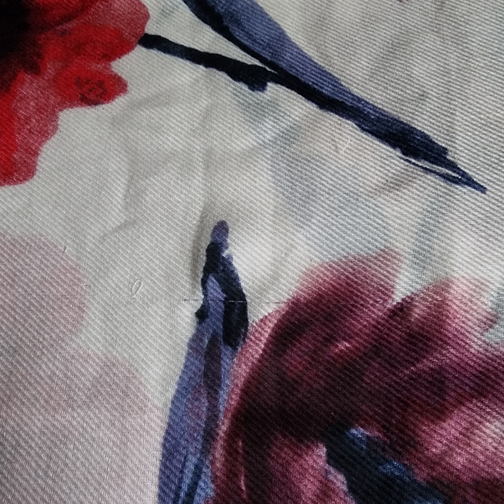 Flower Infinity Scarf - Picture 6 of 6